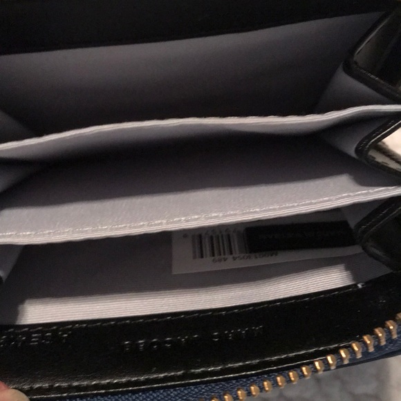 Marc Jacobs wallet - Picture 5 of 8